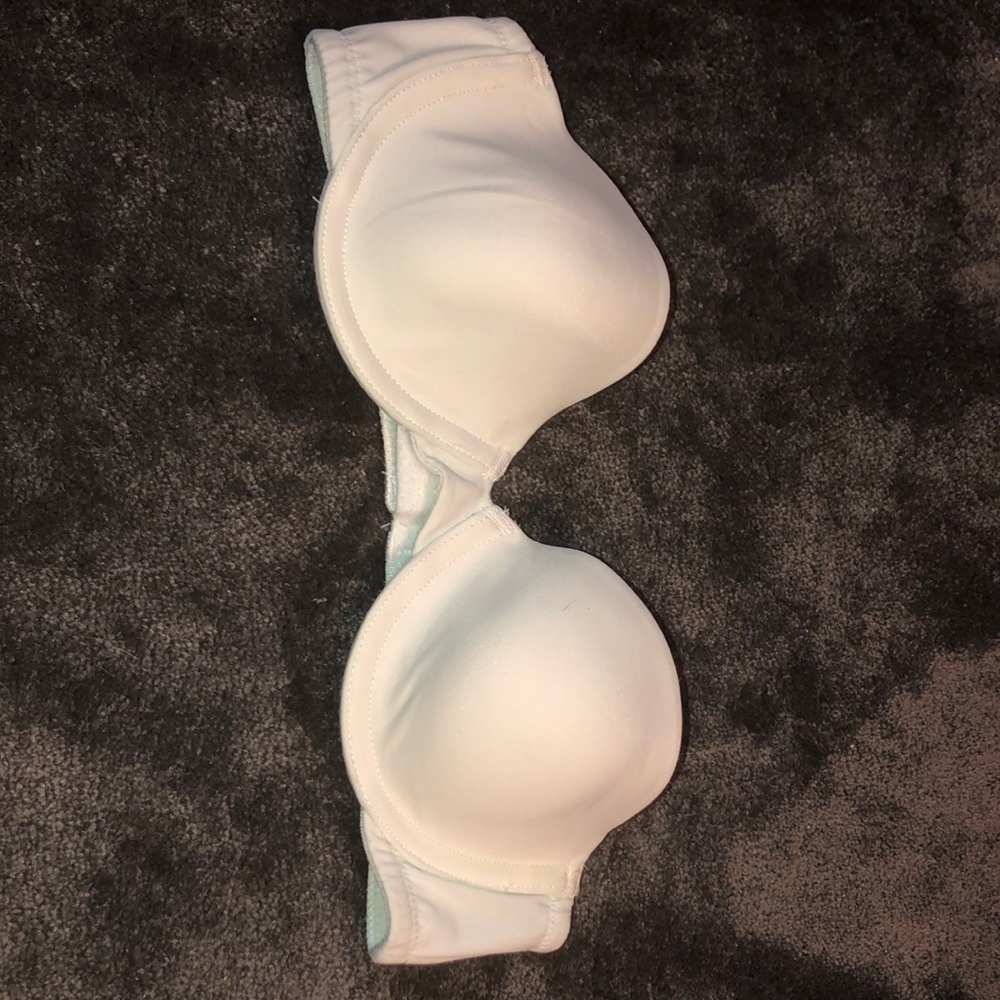 Strapless bra